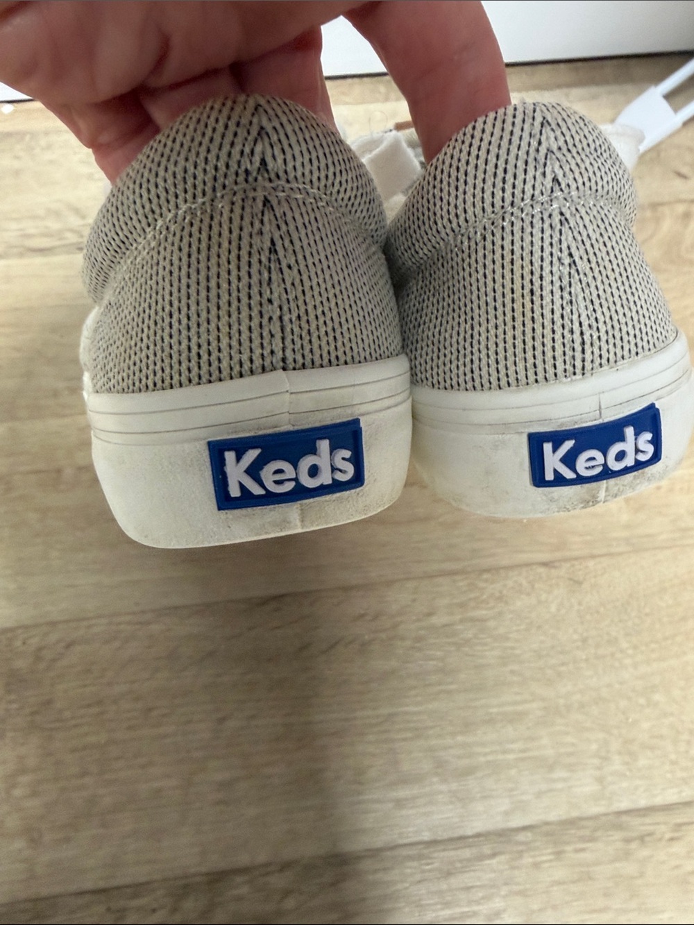 Keds Jump Kick Sneakers with White Laces - Picture 4 of 4